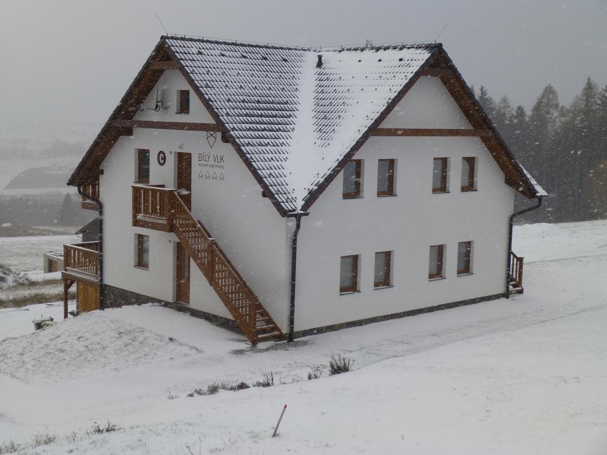 Horske Apartmany Bily Vlk Vaclavov u Bruntalu Екстериор снимка