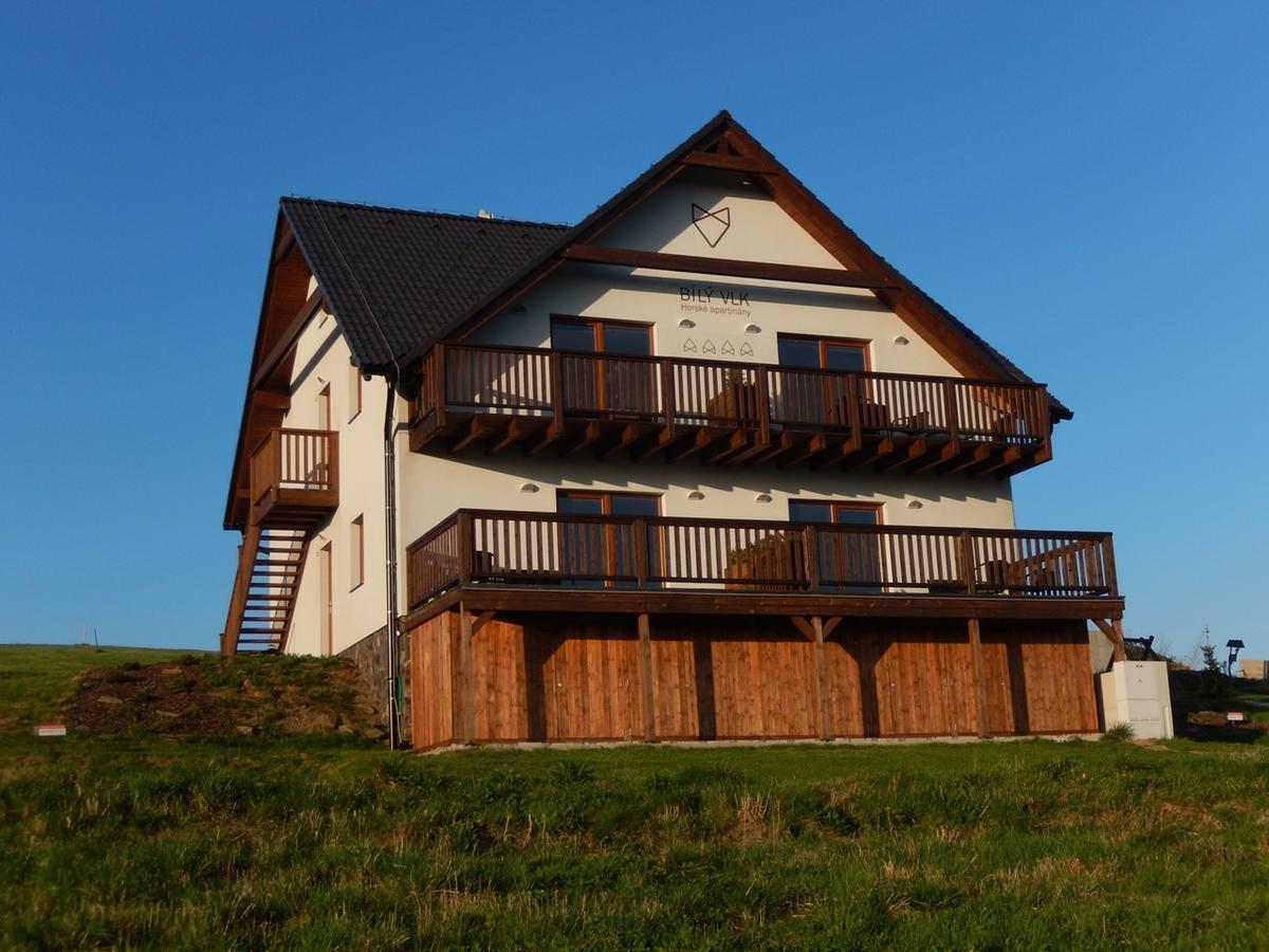 Horske Apartmany Bily Vlk Vaclavov u Bruntalu Екстериор снимка